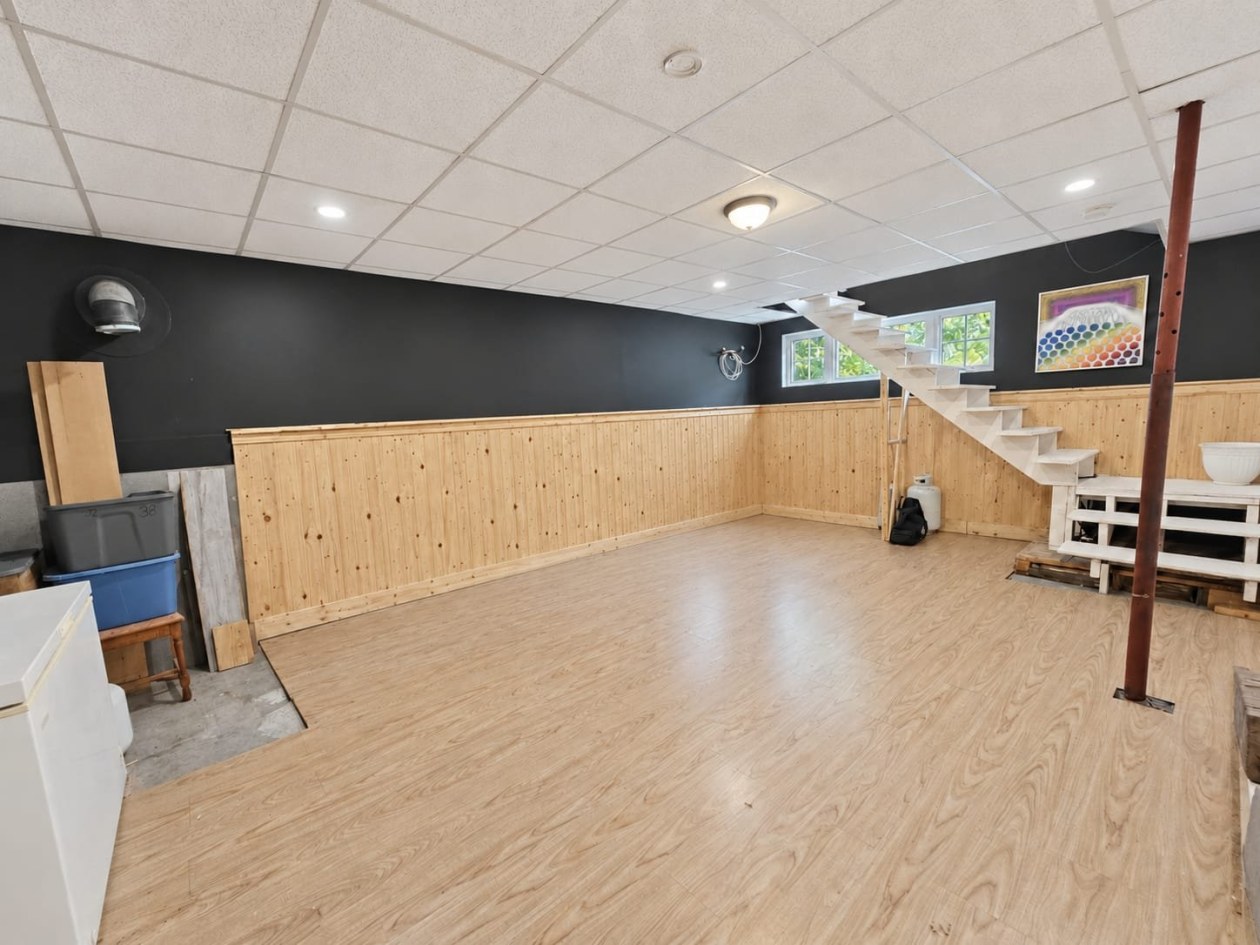 Salle familiale — 154, Rue de la Montagne, Hébertville, G8N1M3, Hébertville