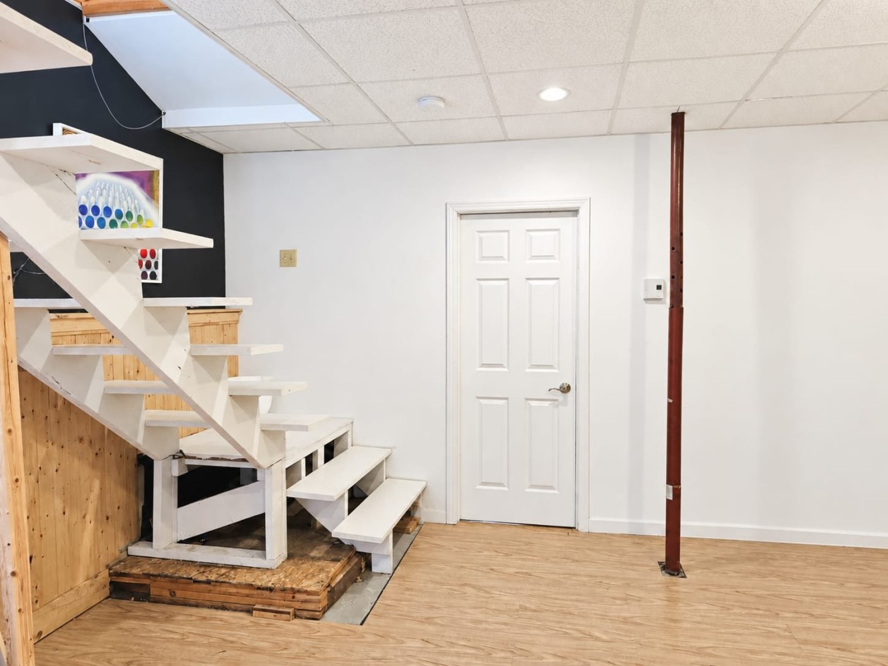 Escalier — 154, Rue de la Montagne, Hébertville, G8N1M3, Hébertville