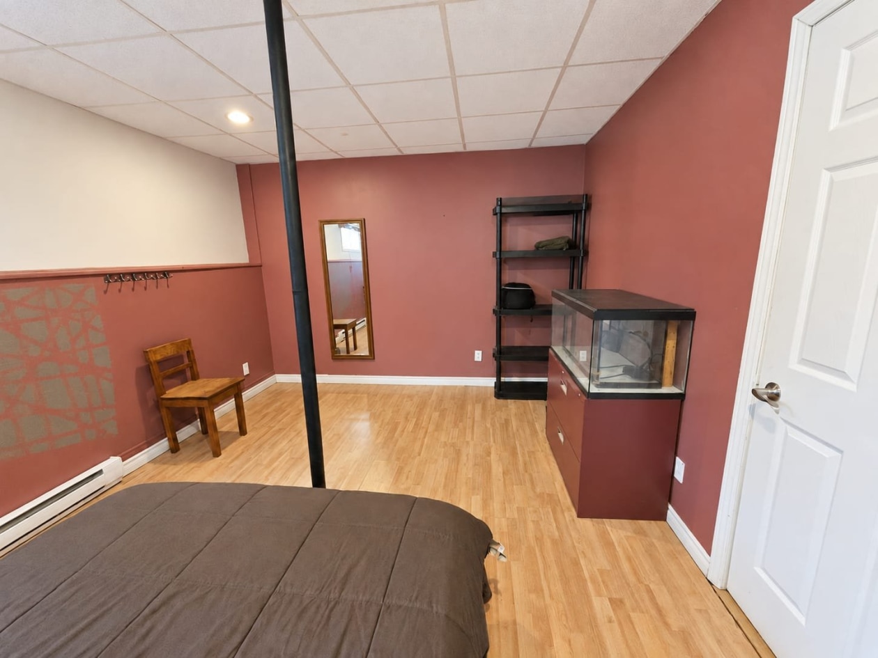 Chambre à coucher — 154, Rue de la Montagne, Hébertville, G8N1M3, Hébertville