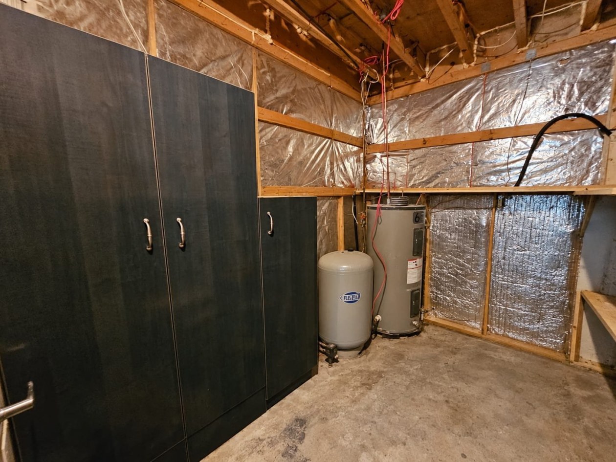 Rangement — 154, Rue de la Montagne, Hébertville, G8N1M3, Hébertville