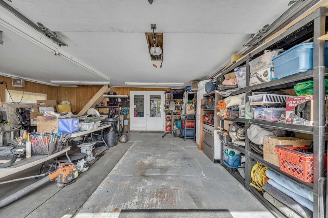 Garage — 2826 - 2834 Boul. Père-Lelièvre, Québec