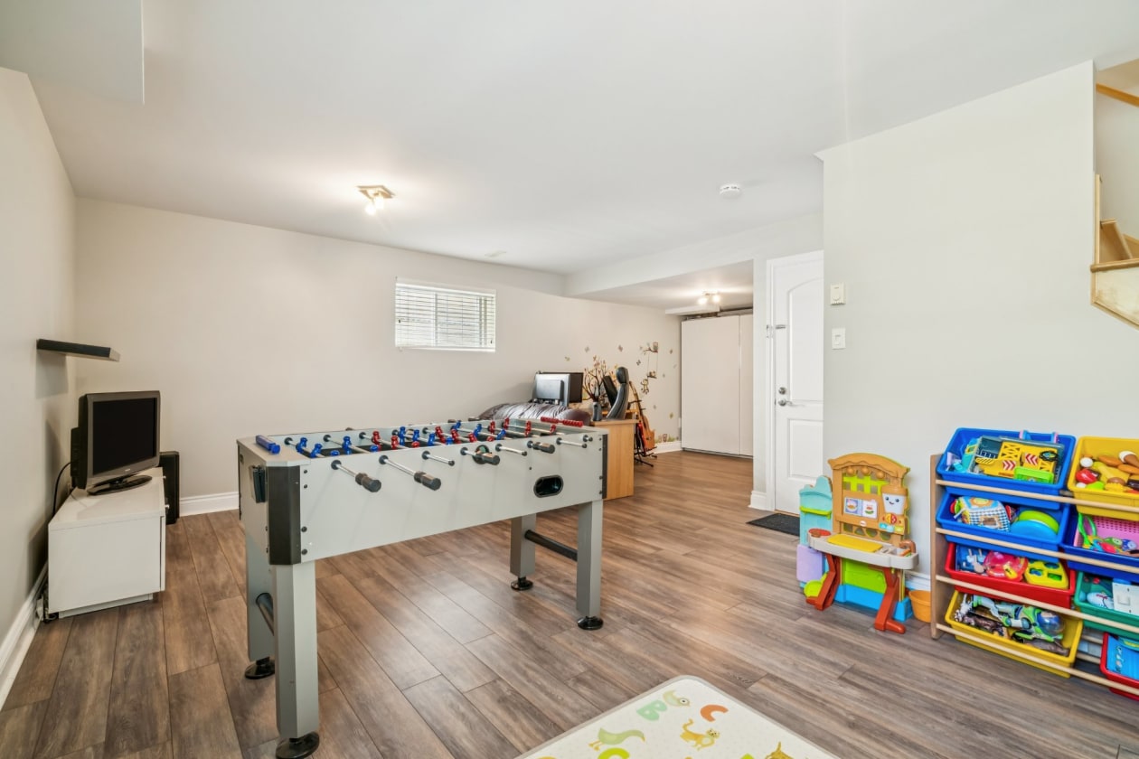 Sous-sol — 4472 Rue Stéphanie, Laval