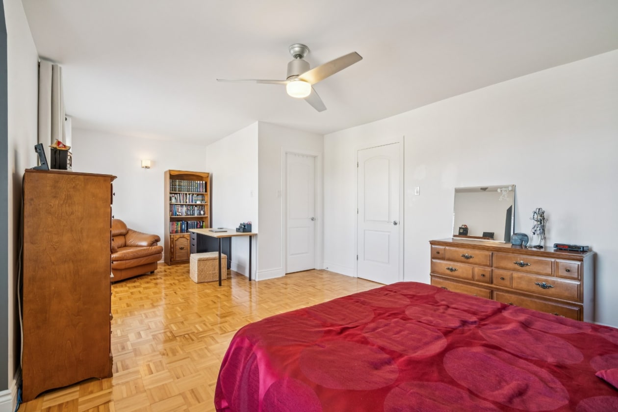 Chambre à coucher — 4472 Rue Stéphanie, Laval