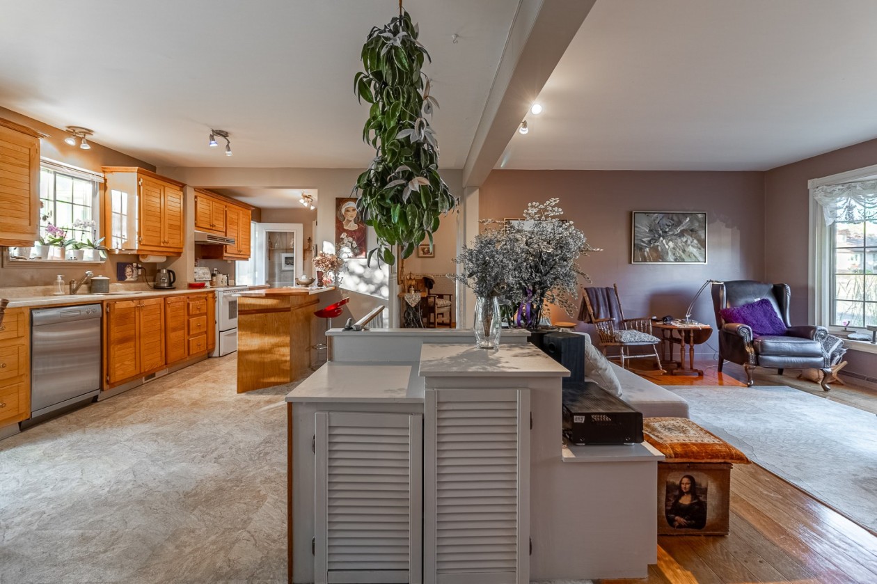 Salon — 862 Rue Arpin, Rimouski