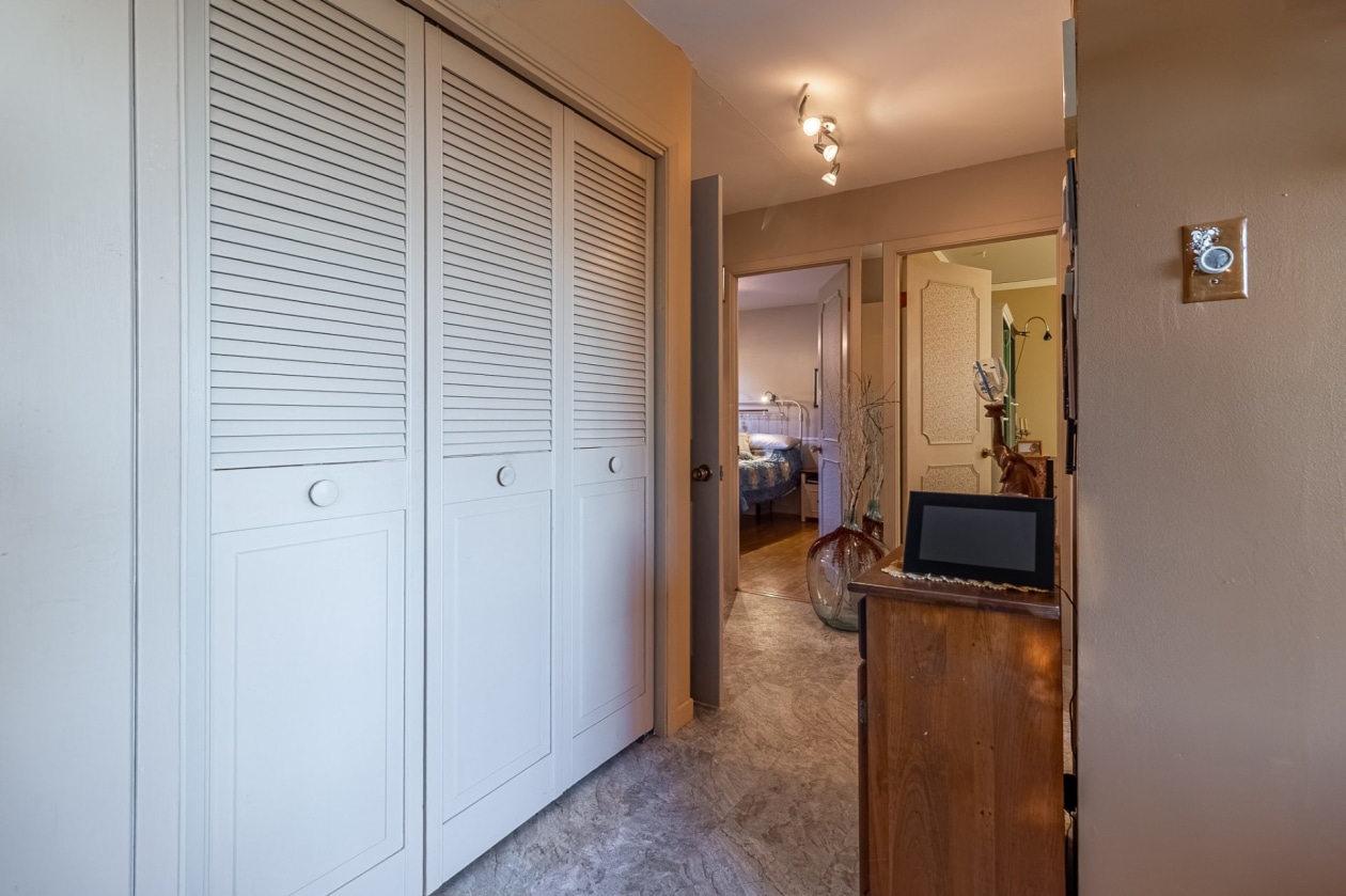 Corridor — 862 Rue Arpin, Rimouski