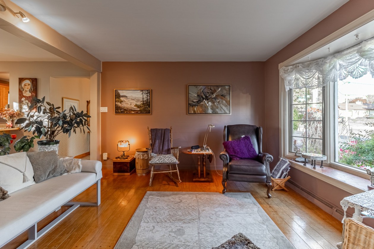 Salon — 862 Rue Arpin, Rimouski