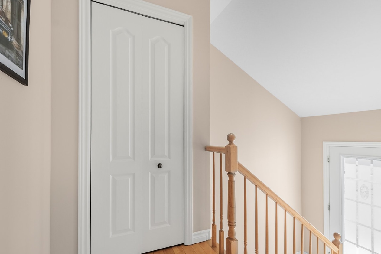 Hall d'entrée — 1048 Rue de Narbonne, Lévis