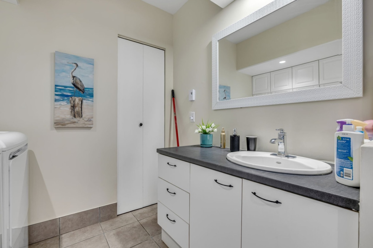 Salle de bains — 4 - 4C Rue St-Exupéry, Québec