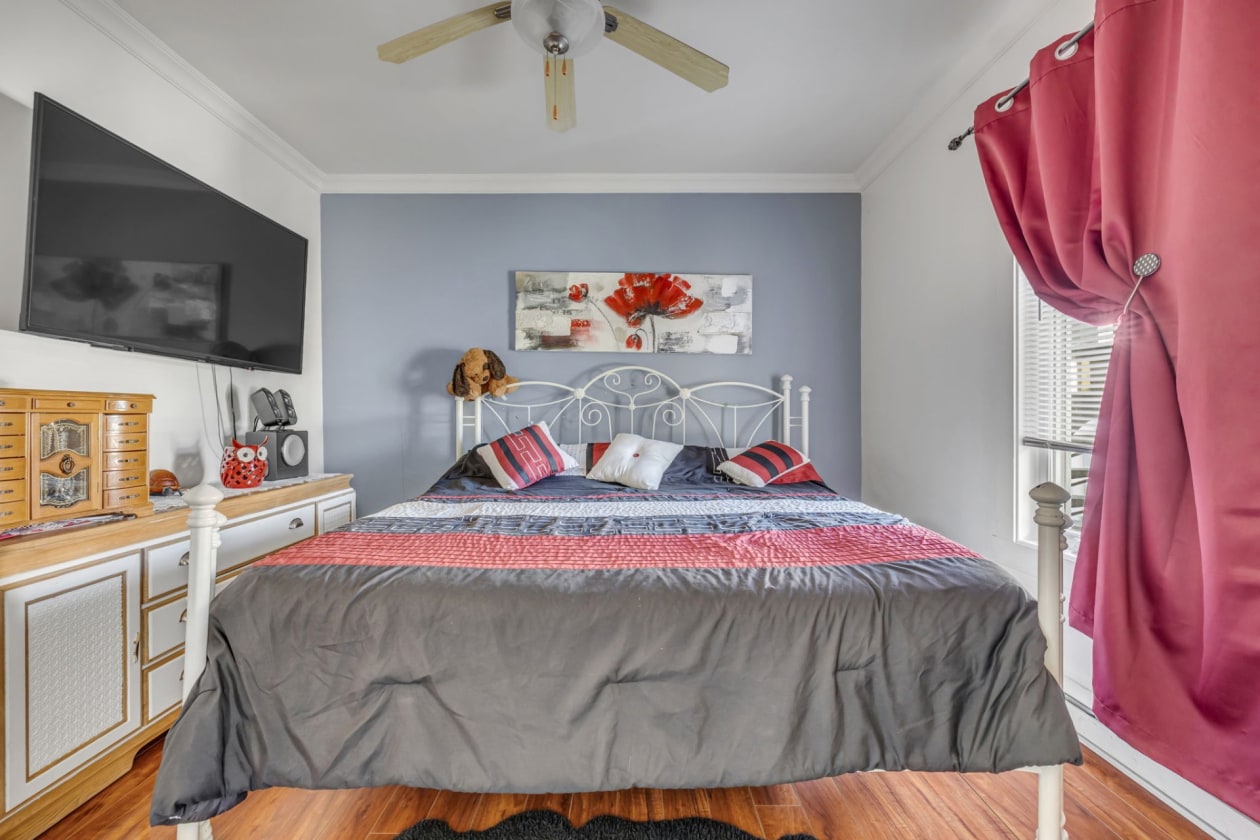 Chambre à coucher — 4 - 4C Rue St-Exupéry, Québec