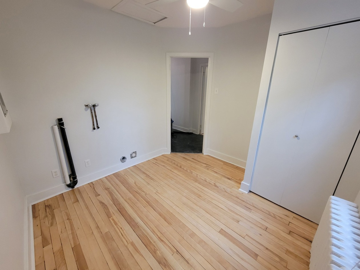 Salle de lavage — 836 - 838 Av. du Bon-Air, Québec
