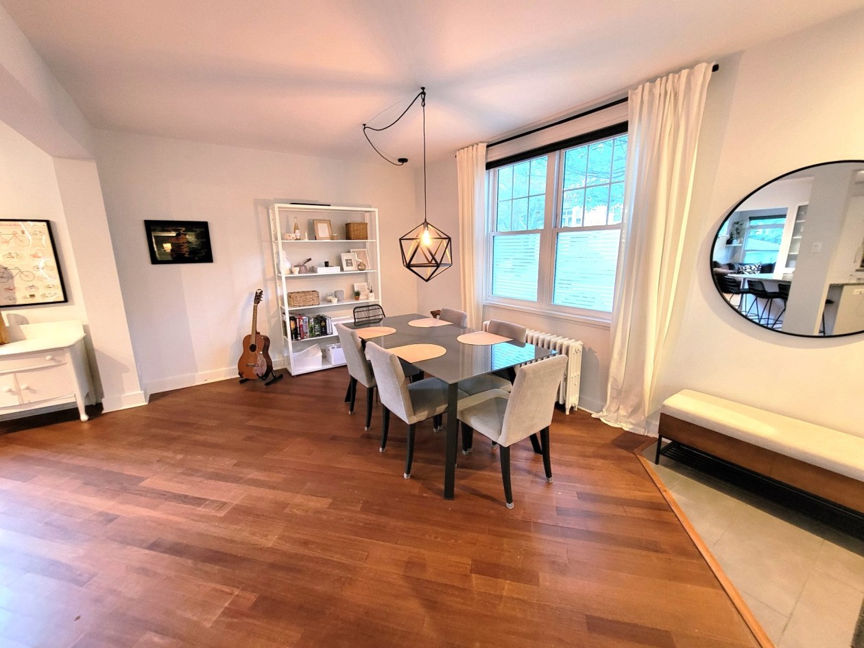 Salle à manger — 836 - 838 Av. du Bon-Air, Québec