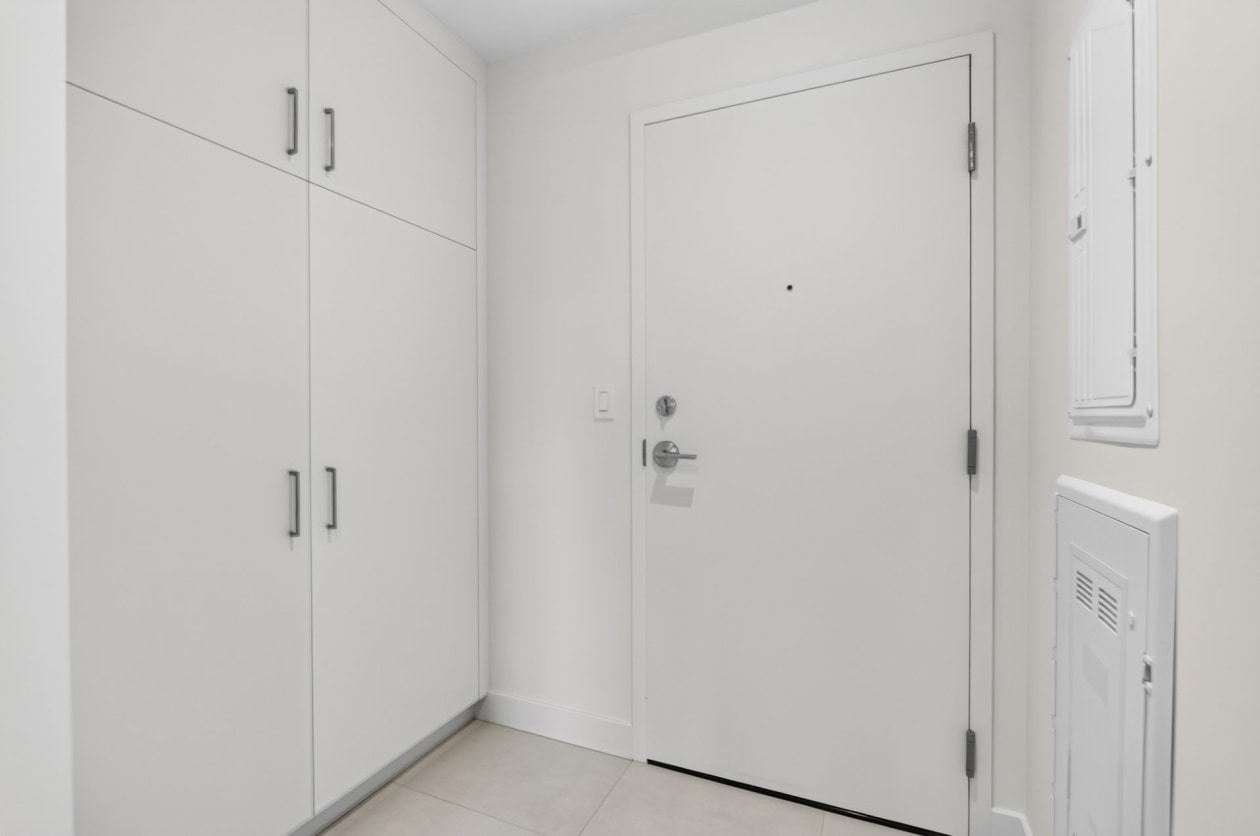 Hall d'entrée — 1300 Av. de Germain-des-Prés, Québec