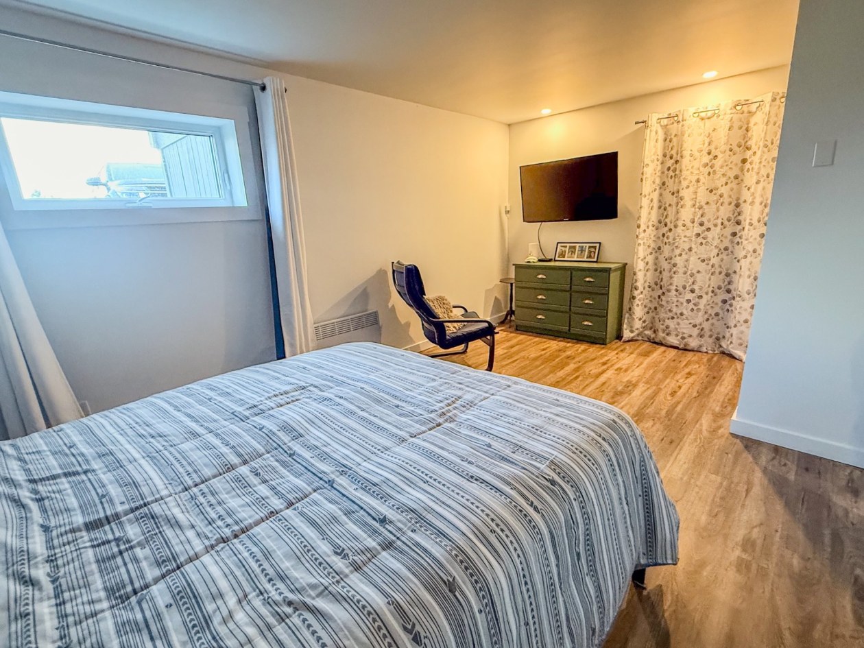 Chambre à coucher — 186 Rue de l'Hôtel-de-Ville, Grande-Rivière