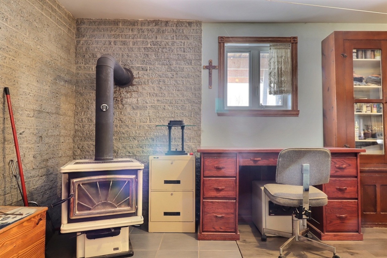 Salle familiale — 444 Route 297, Saint-Noël