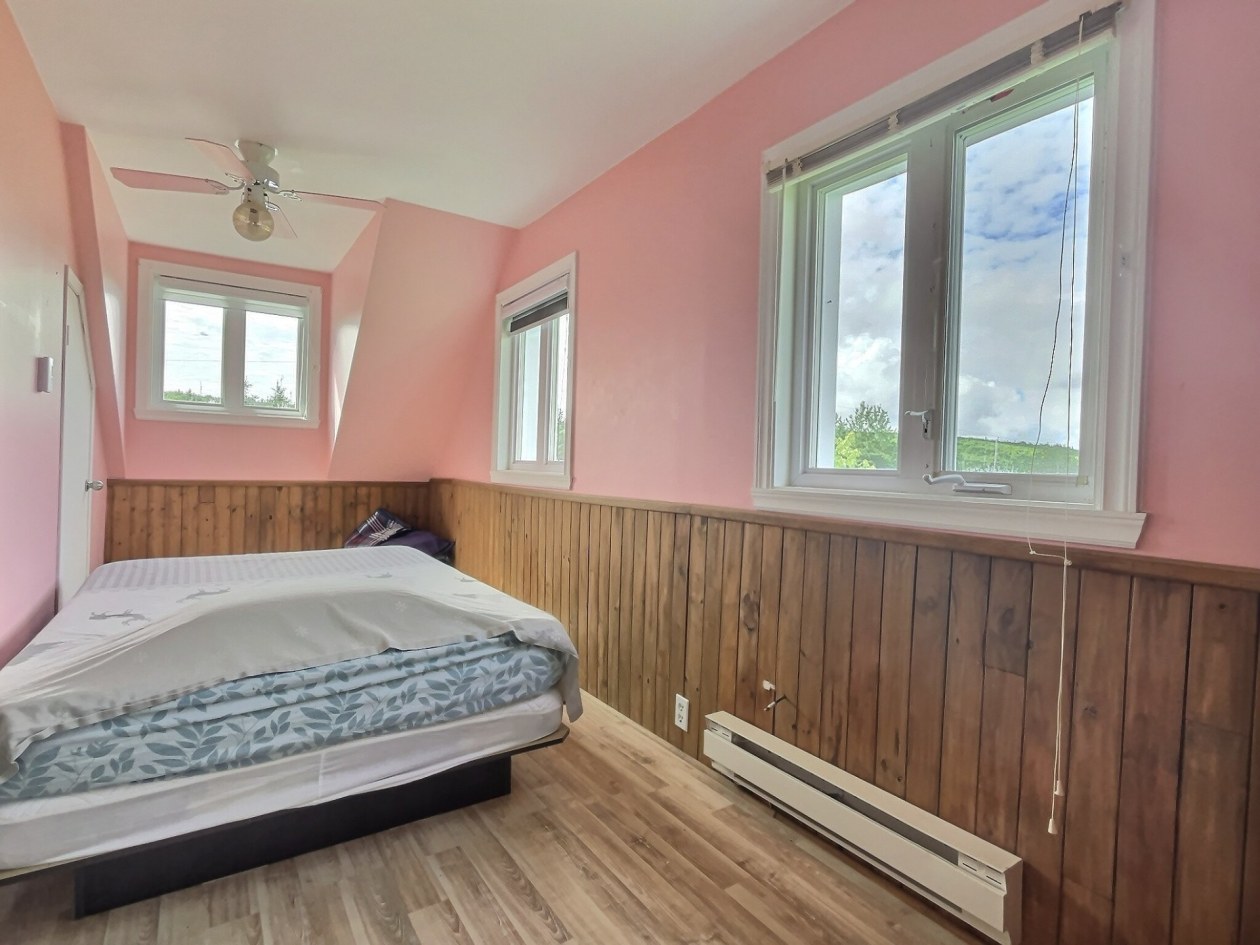 Chambre à coucher — 64 8e Rang E., Biencourt