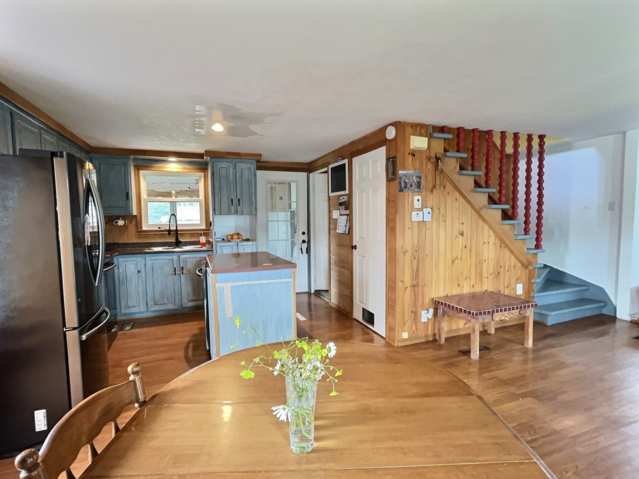 Salle à manger — 64 8e Rang E., Biencourt