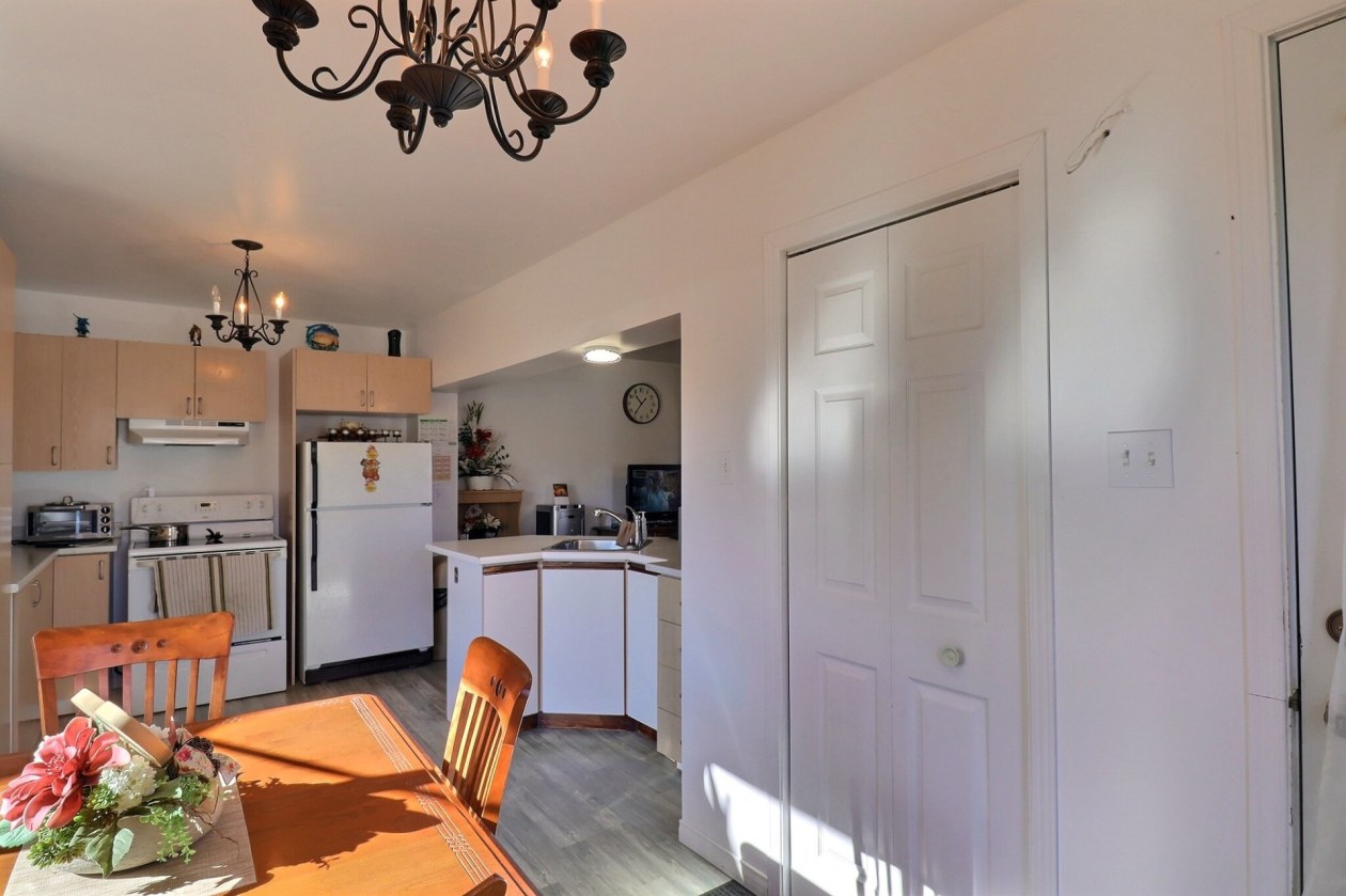 Photo 16 — 125 - 125C Rue Principale, Esprit-Saint