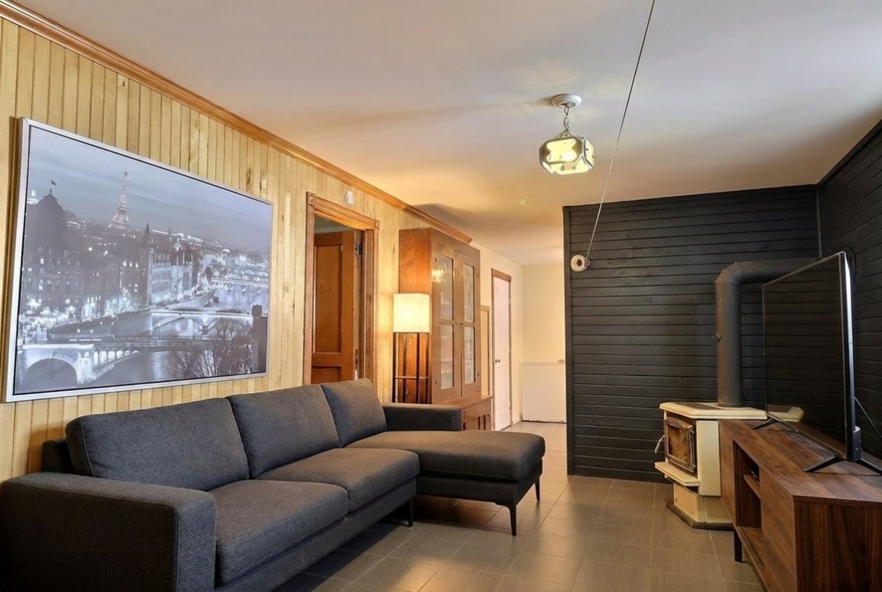 Salle familiale — 444 Route 297, Saint-Noël