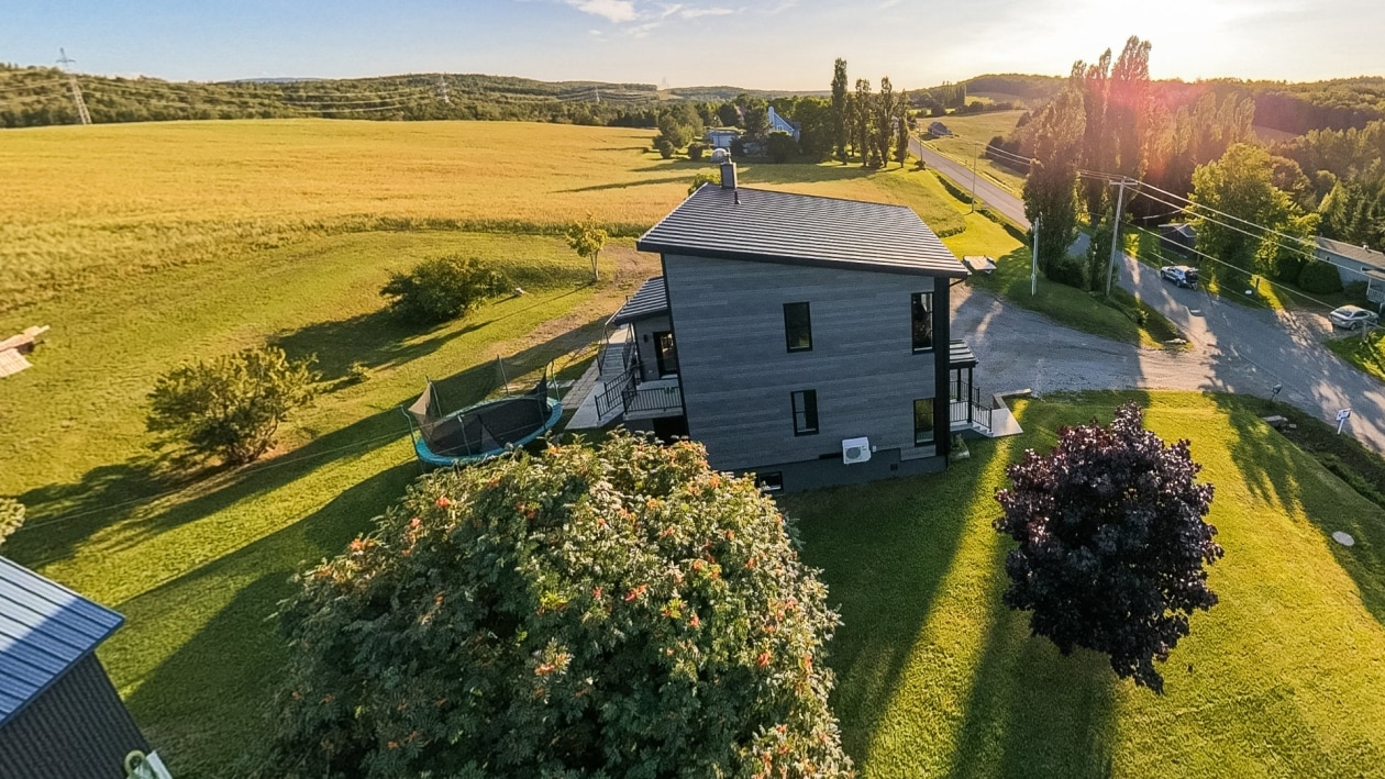 Cour — 15 5e Rang O., Saint-Joseph-de-Lepage