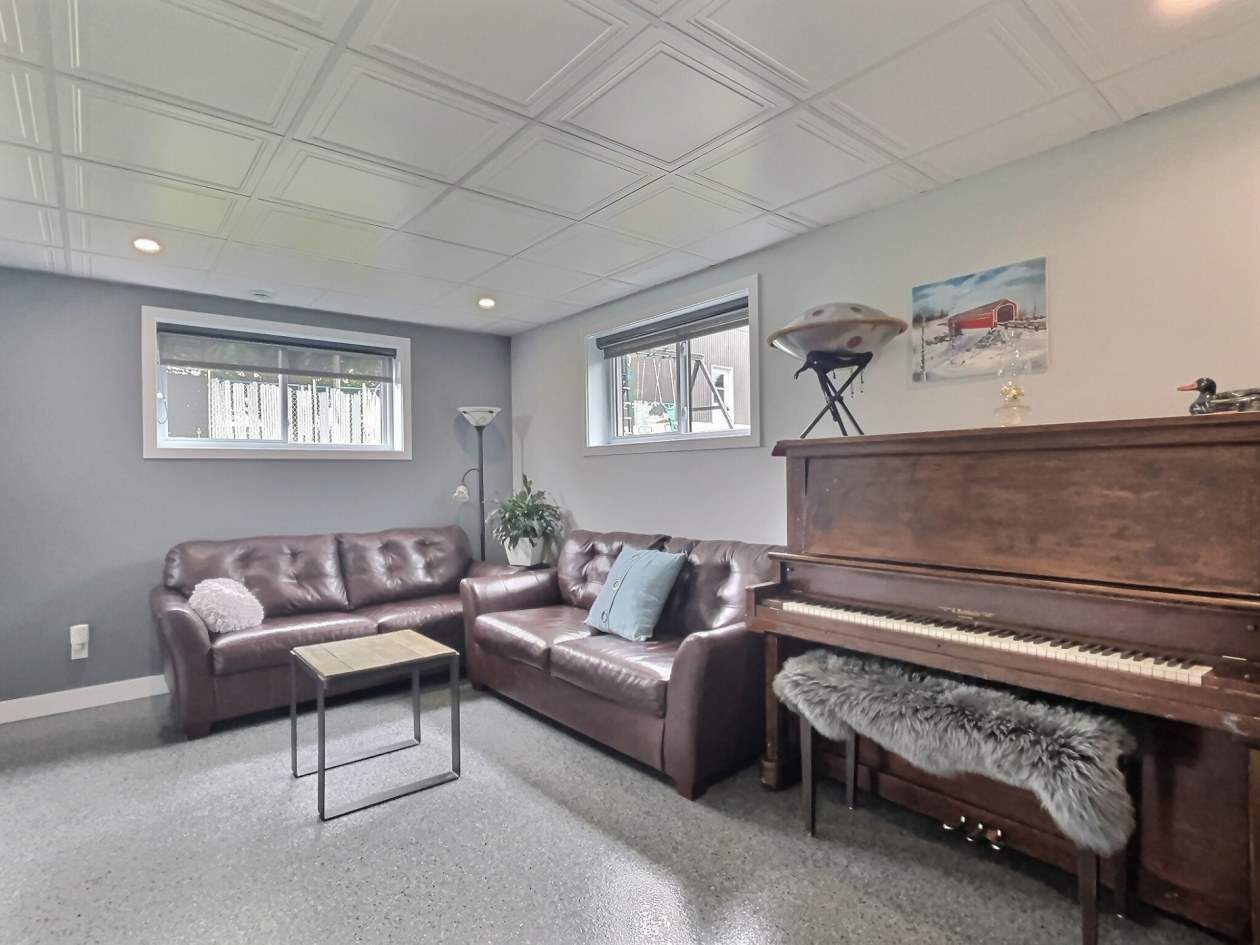 Salle familiale — 15 5e Rang O., Saint-Joseph-de-Lepage