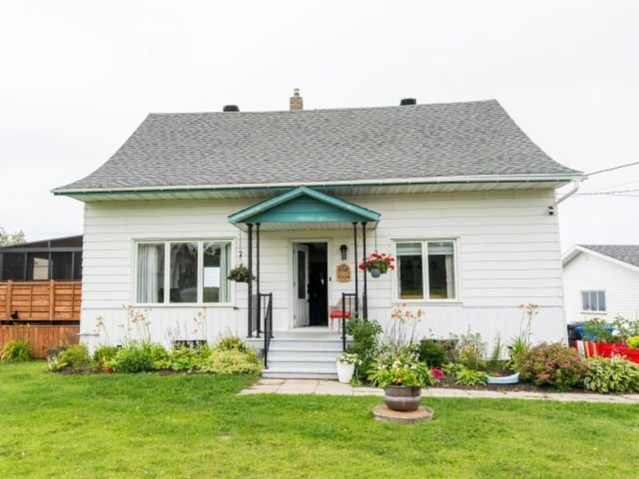 3326, Route 132 O. — photo 2