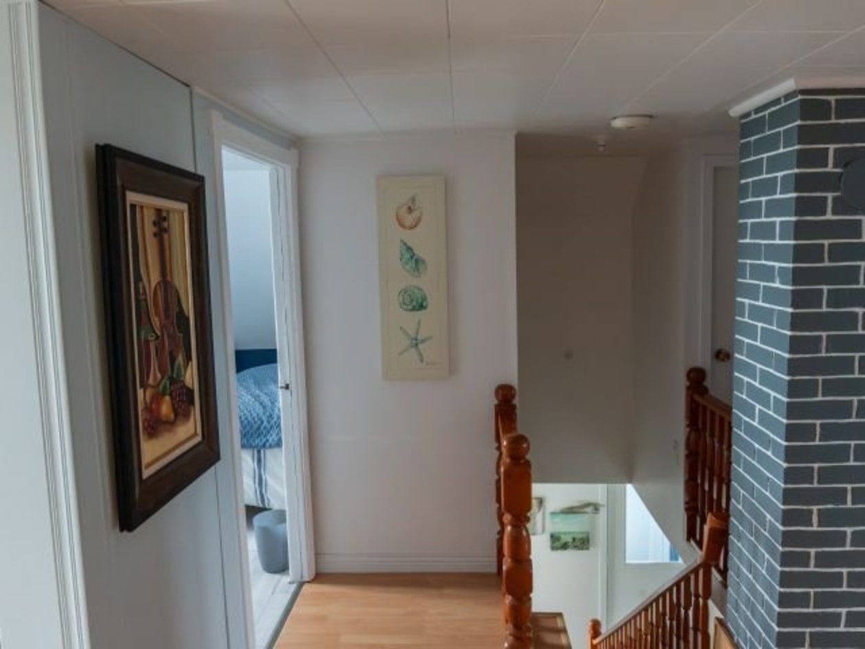 Boudoir — 3326 Route 132 O., Saint-Ulric