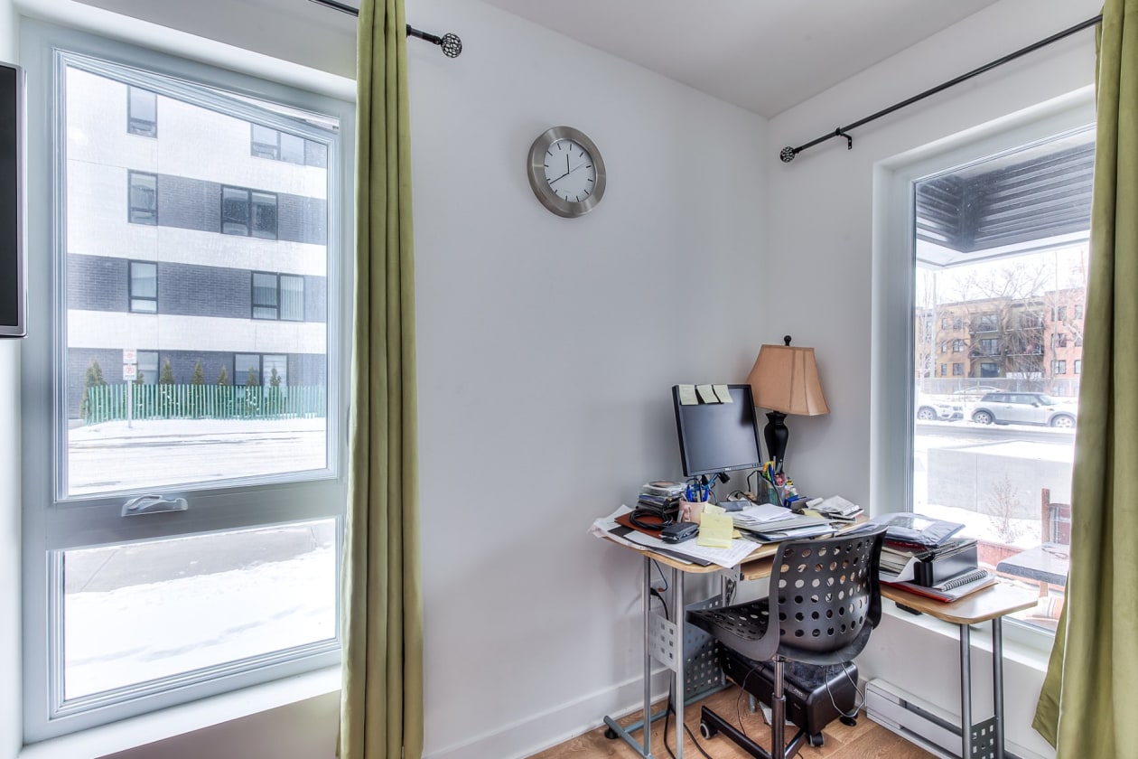 Chambre à coucher — 9290 Av. Dubuisson, Montréal