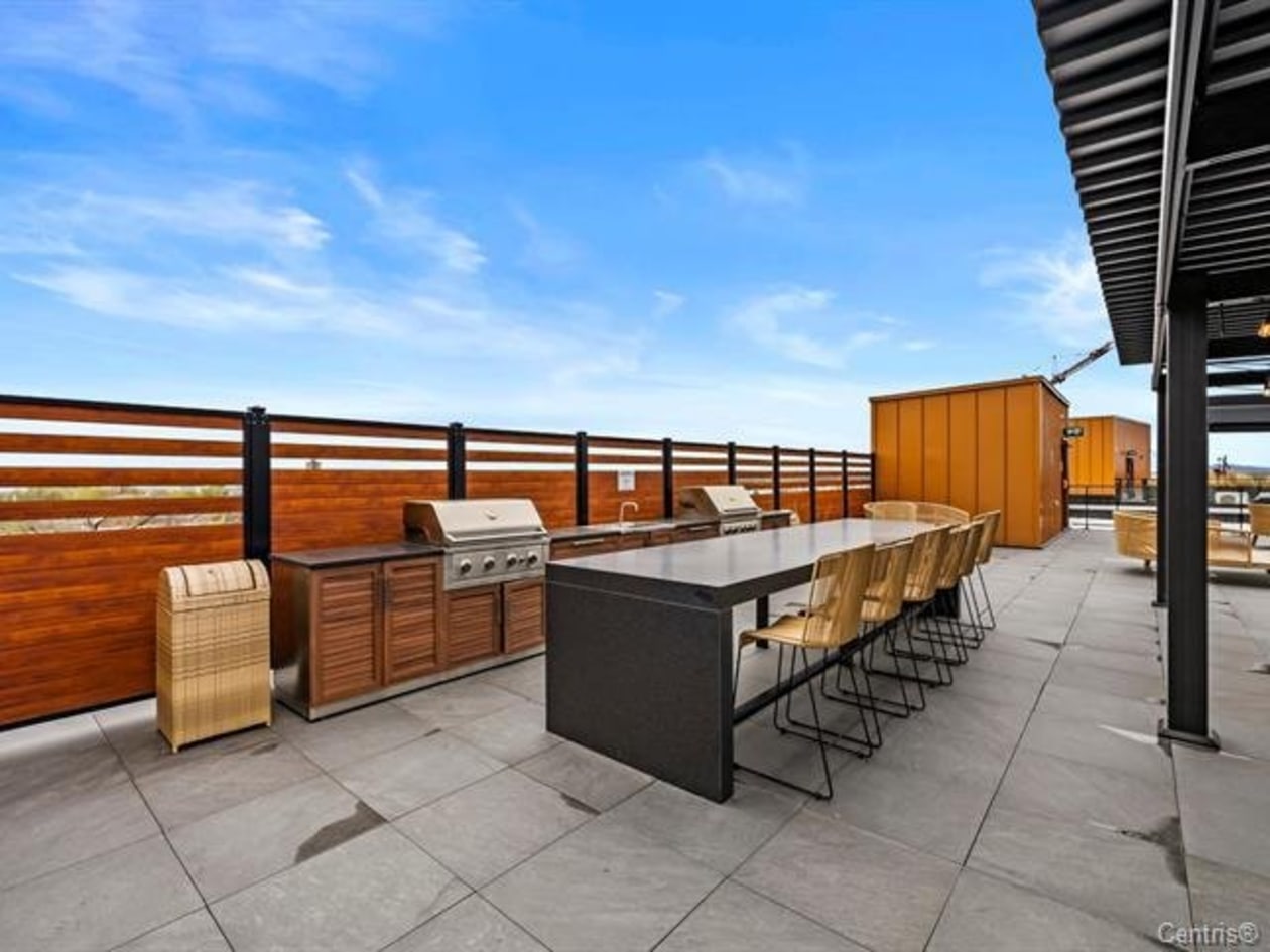 Terrasse — 9290 Av. Dubuisson, Montréal