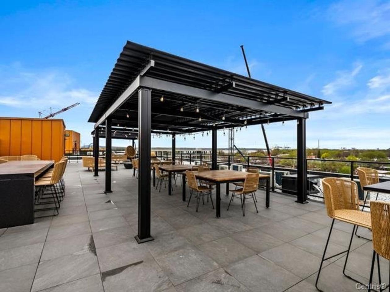 Terrasse — 9290 Av. Dubuisson, Montréal