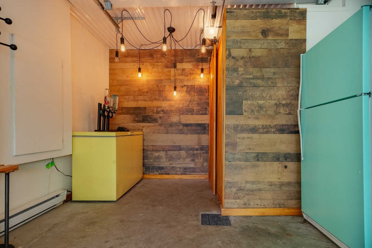 Garage — 1169 Rue Principale, Saint-Ferdinand