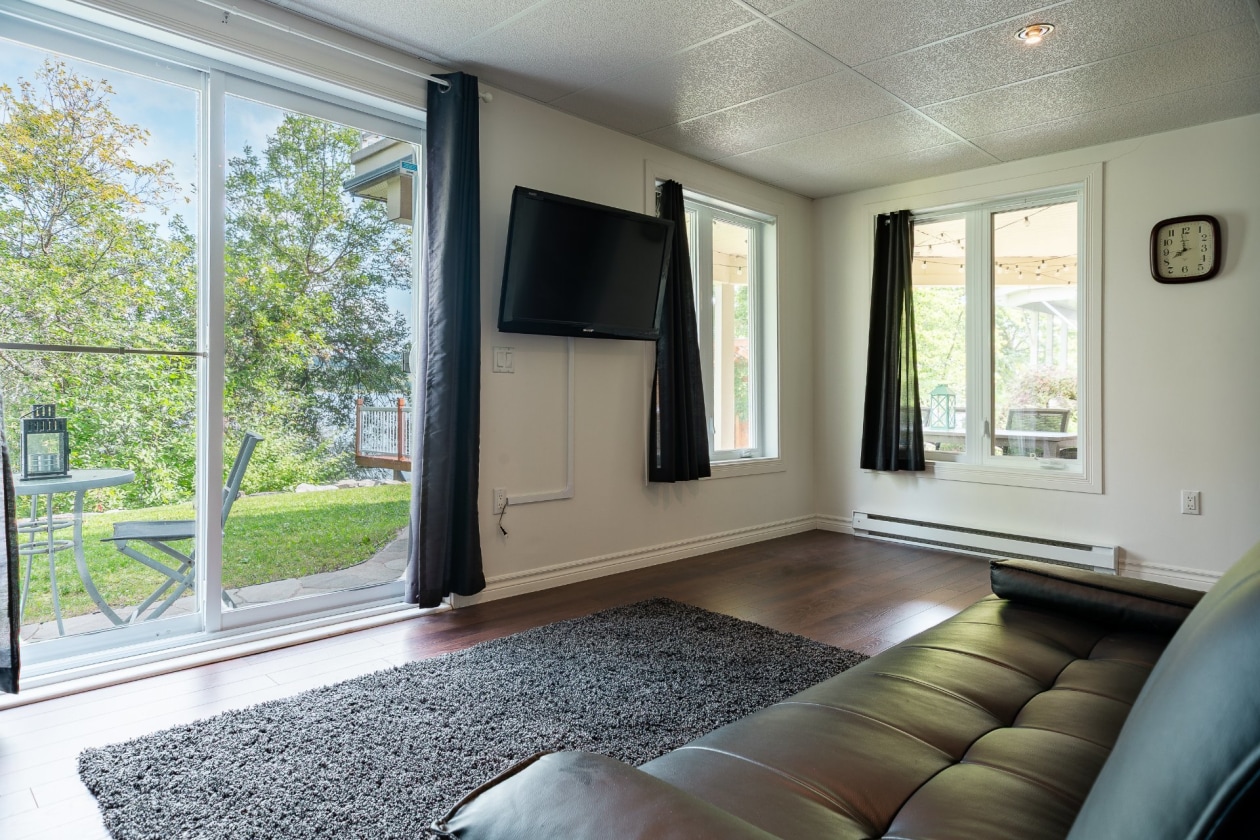 Salle familiale — 1169 Rue Principale, Saint-Ferdinand