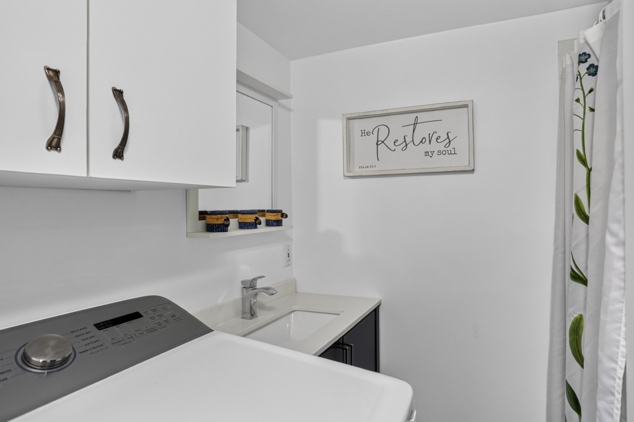 Salle de bains — 5965 Rue Lebel, Trois-Rivières