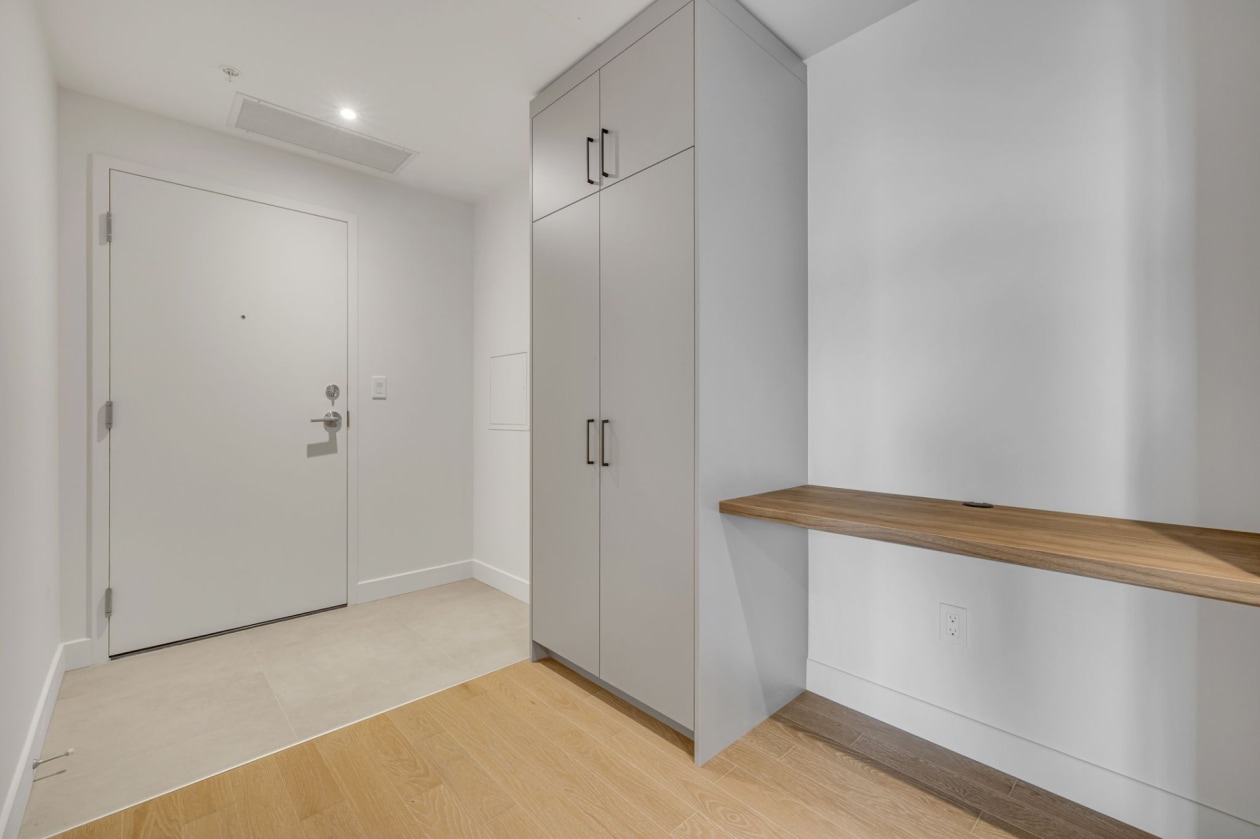 Hall d'entrée — 1300 Av. de Germain-des-Prés, Québec