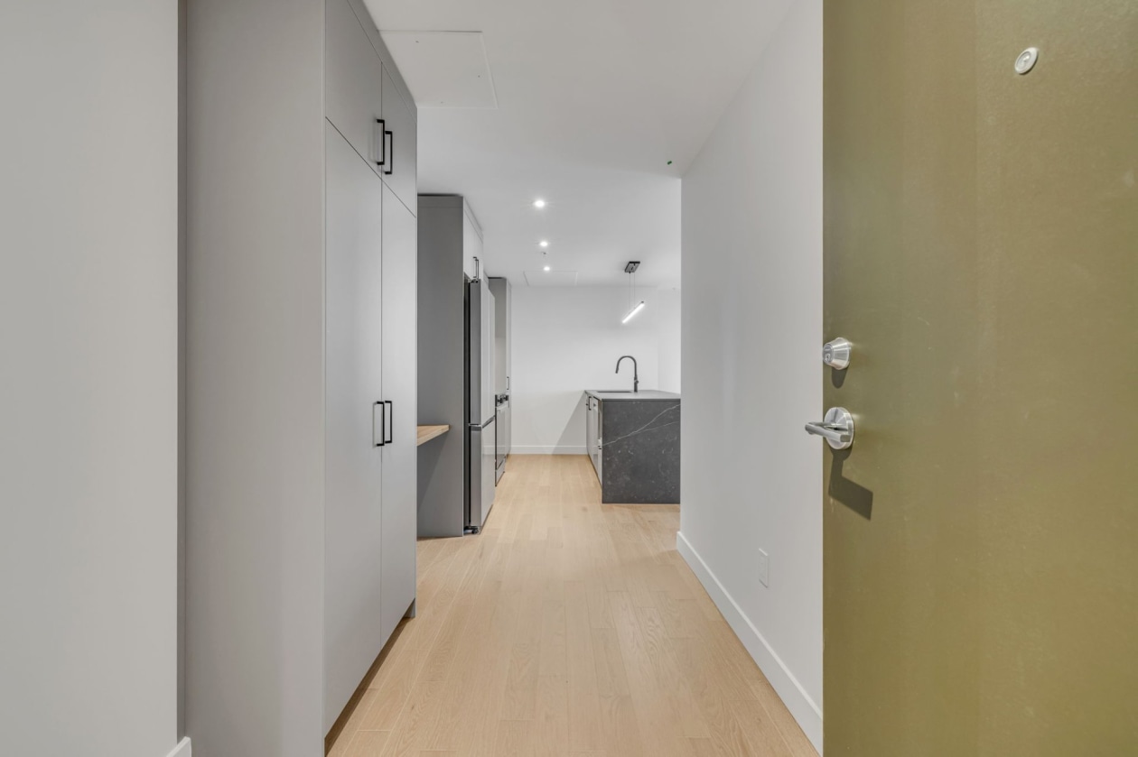Hall d'entrée — 1300 Av. de Germain-des-Prés, Québec