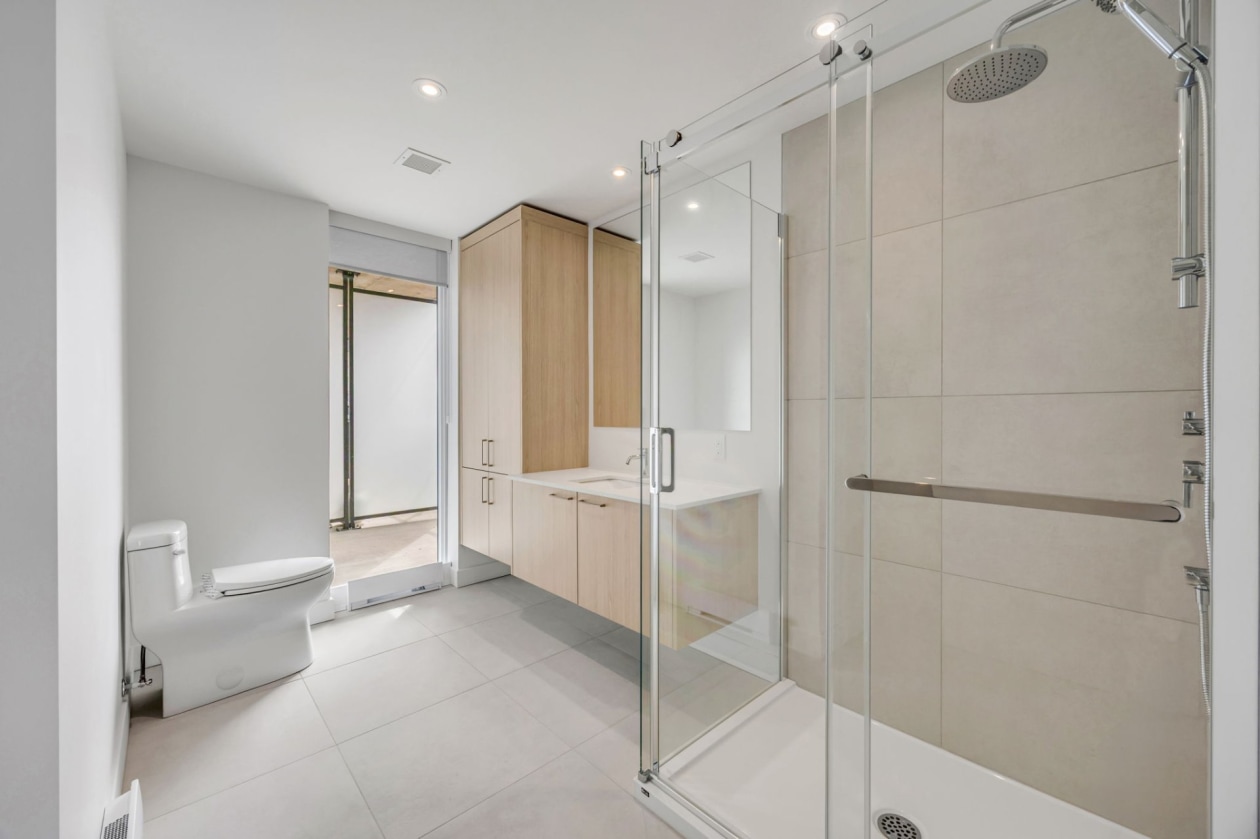 Salle de bains — 1300 Av. de Germain-des-Prés, Québec