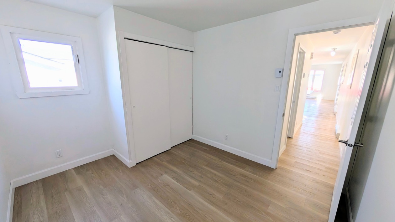 Chambre à coucher — 7000 Boul. Ste-Anne, Château-Richer