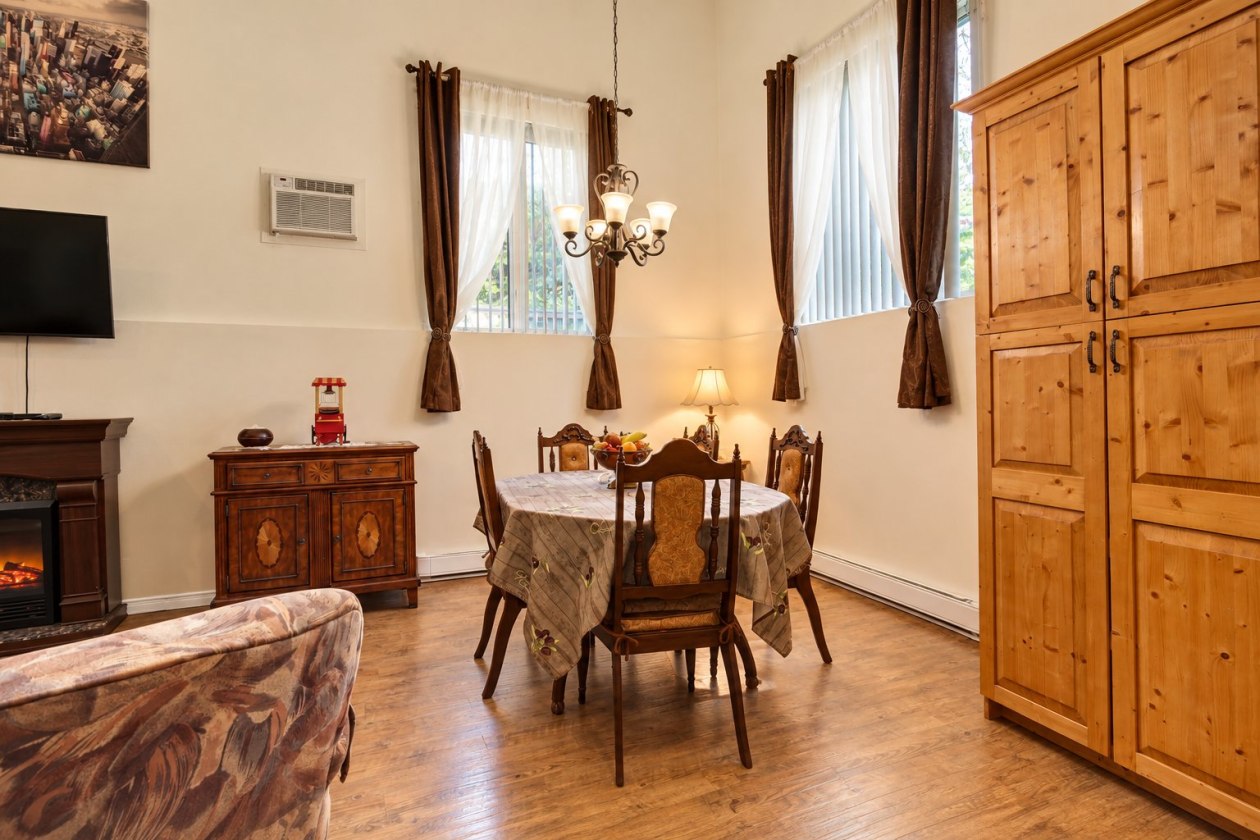 Salle à manger — 2564 Rg St-Paul, Saguenay