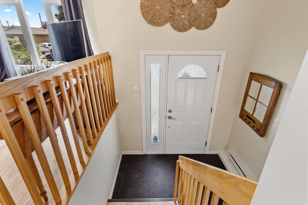 Escalier — 664 Rue Lebrun, Granby
