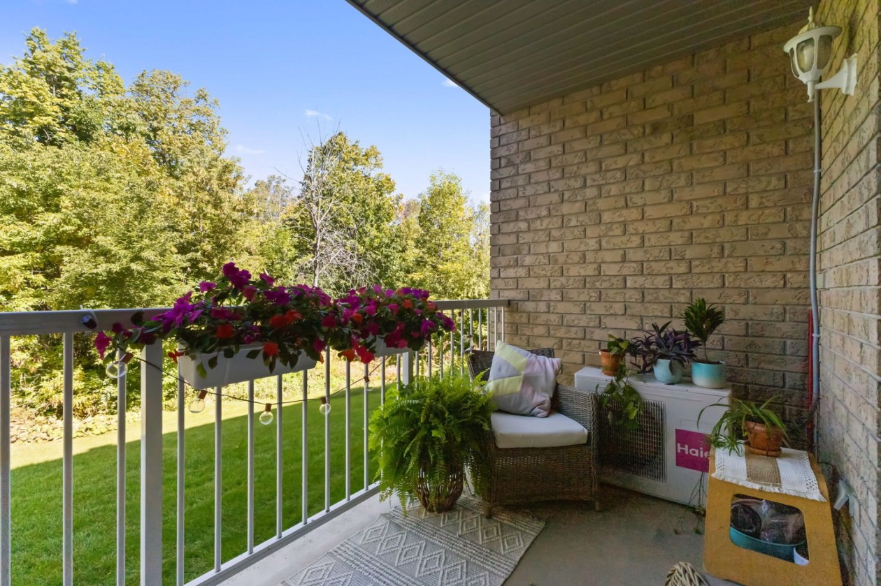 Balcon — 30 Rue du Zénith, Gatineau