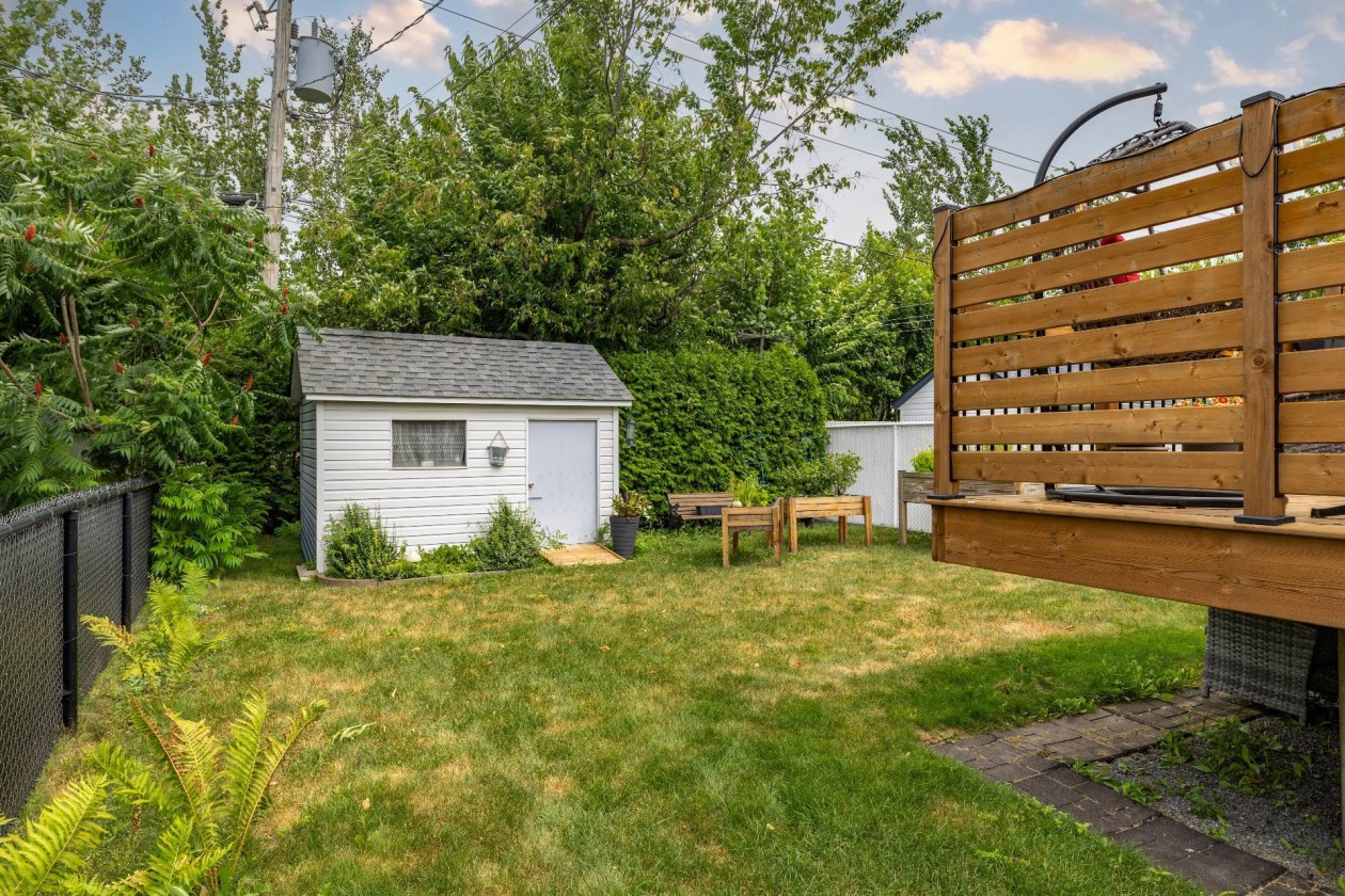 Remise — 664 Rue Lebrun, Granby