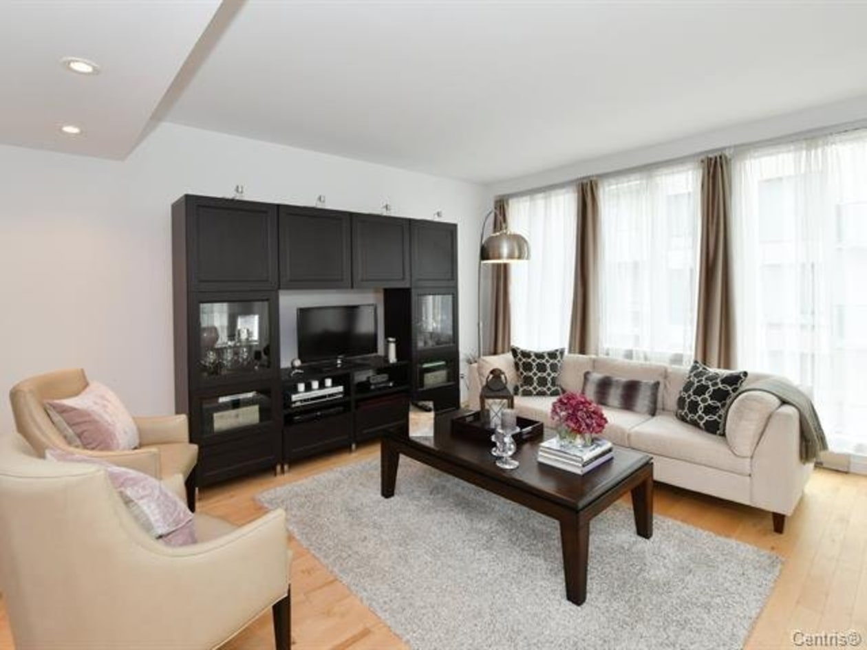 Salon — 635 Rue St-Maurice, Montréal