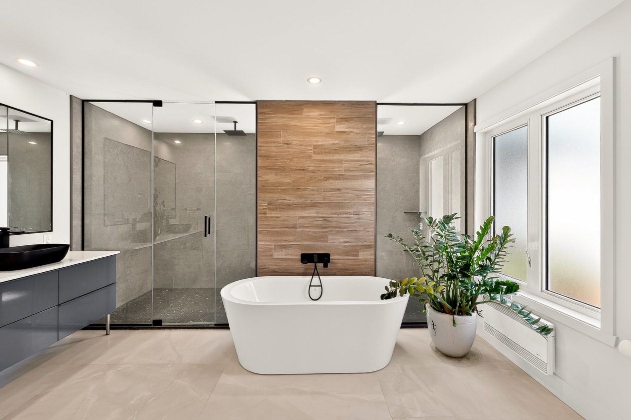 Salle de bains — 1104 Rue Bellemare, Laval