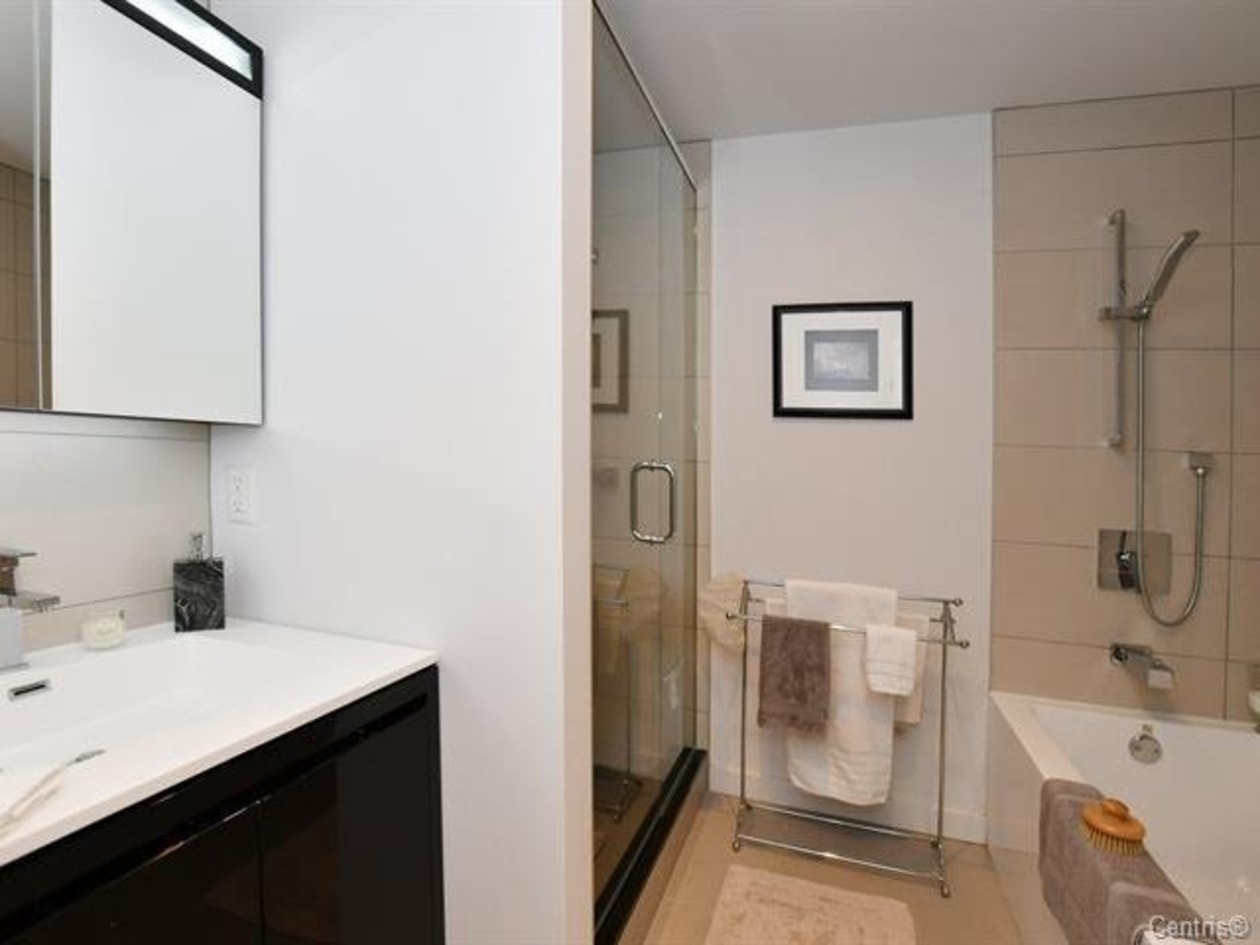 Salle de bains — 635 Rue St-Maurice, Montréal