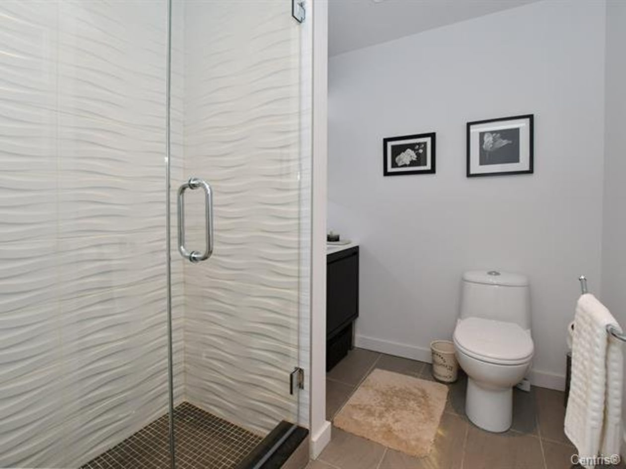 Salle de bains — 635 Rue St-Maurice, Montréal