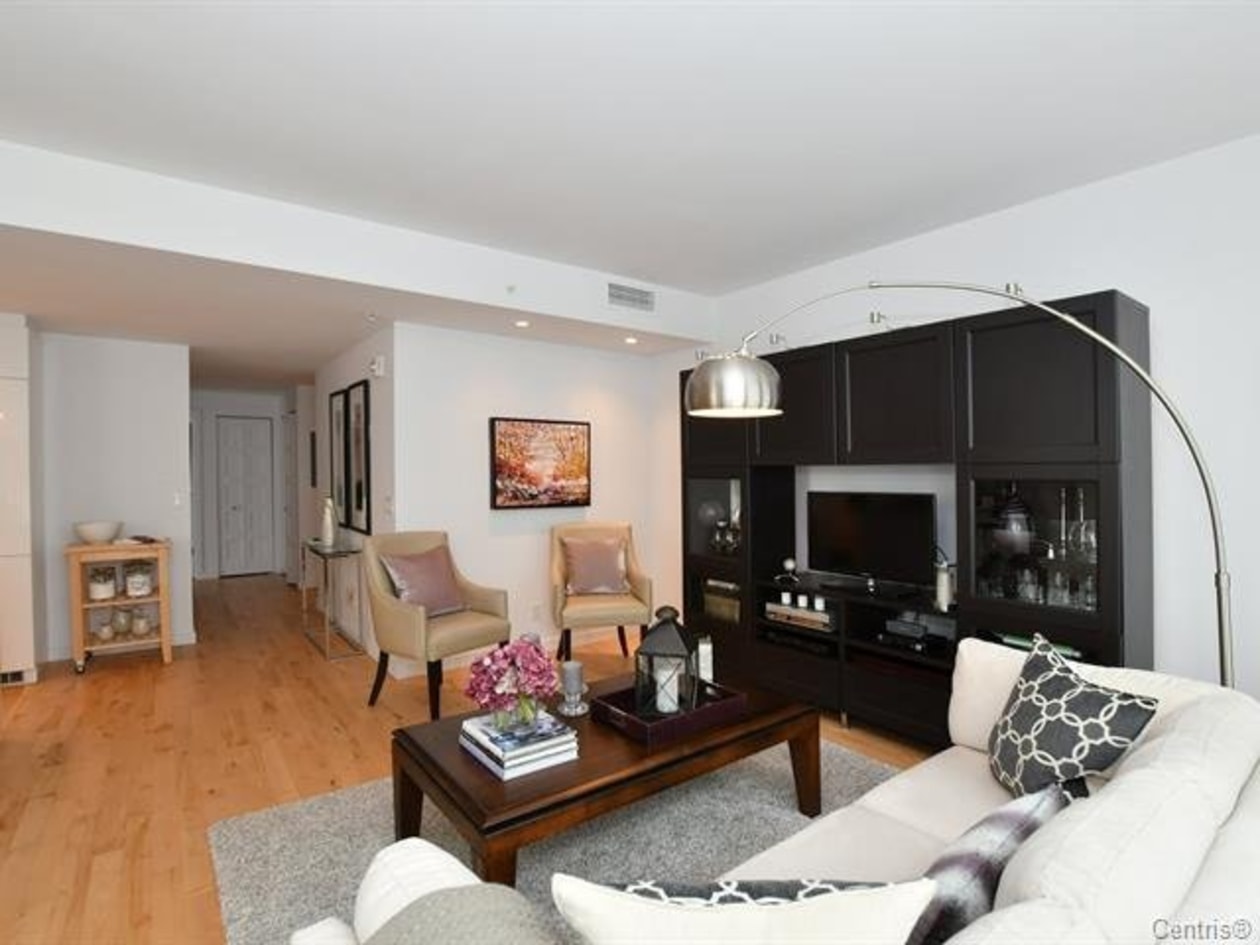 Salon — 635 Rue St-Maurice, Montréal