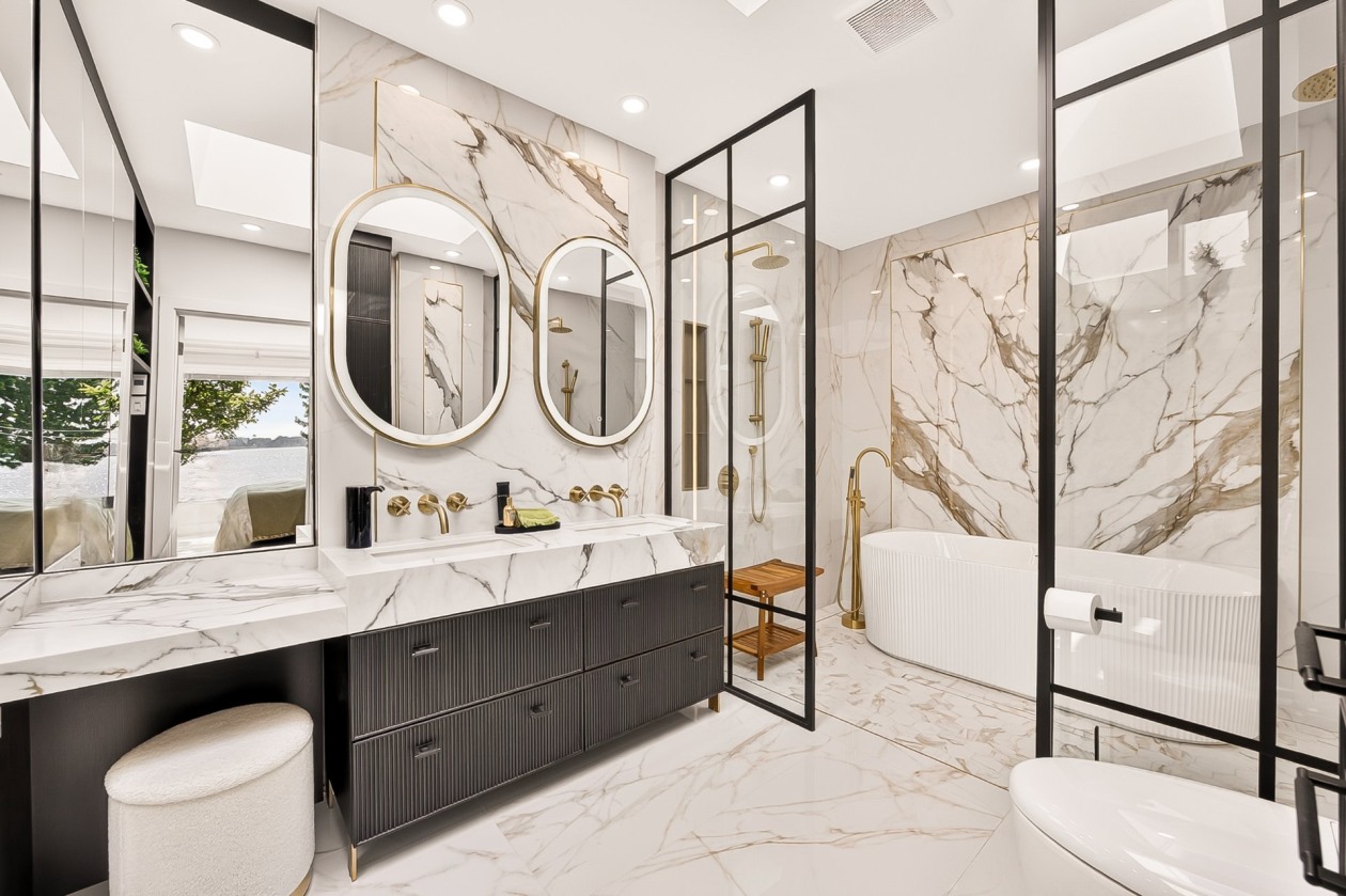 Salle de bains — 360 Grande Côte O., Lanoraie