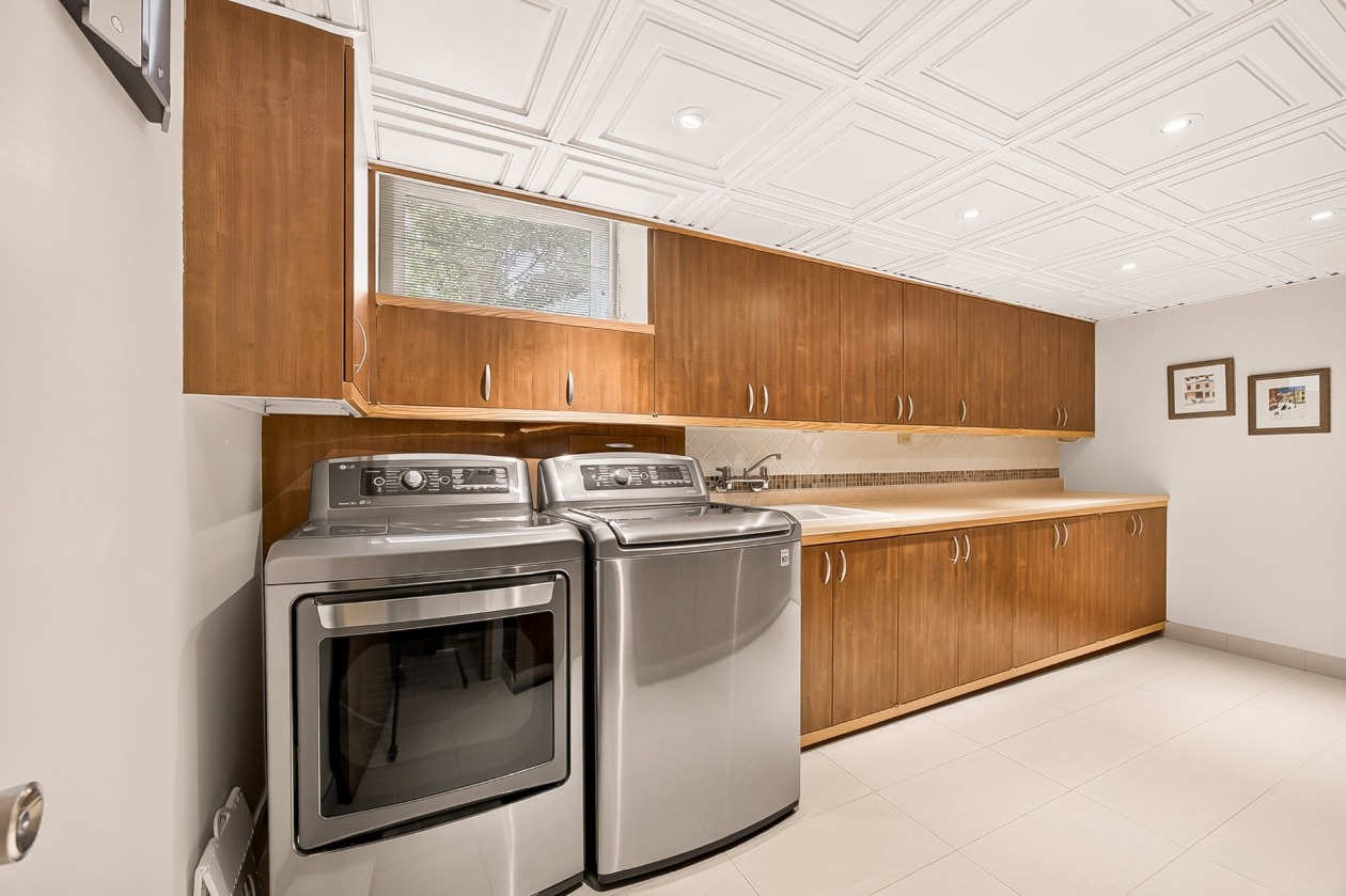 Salle de lavage — 360 Grande Côte O., Lanoraie
