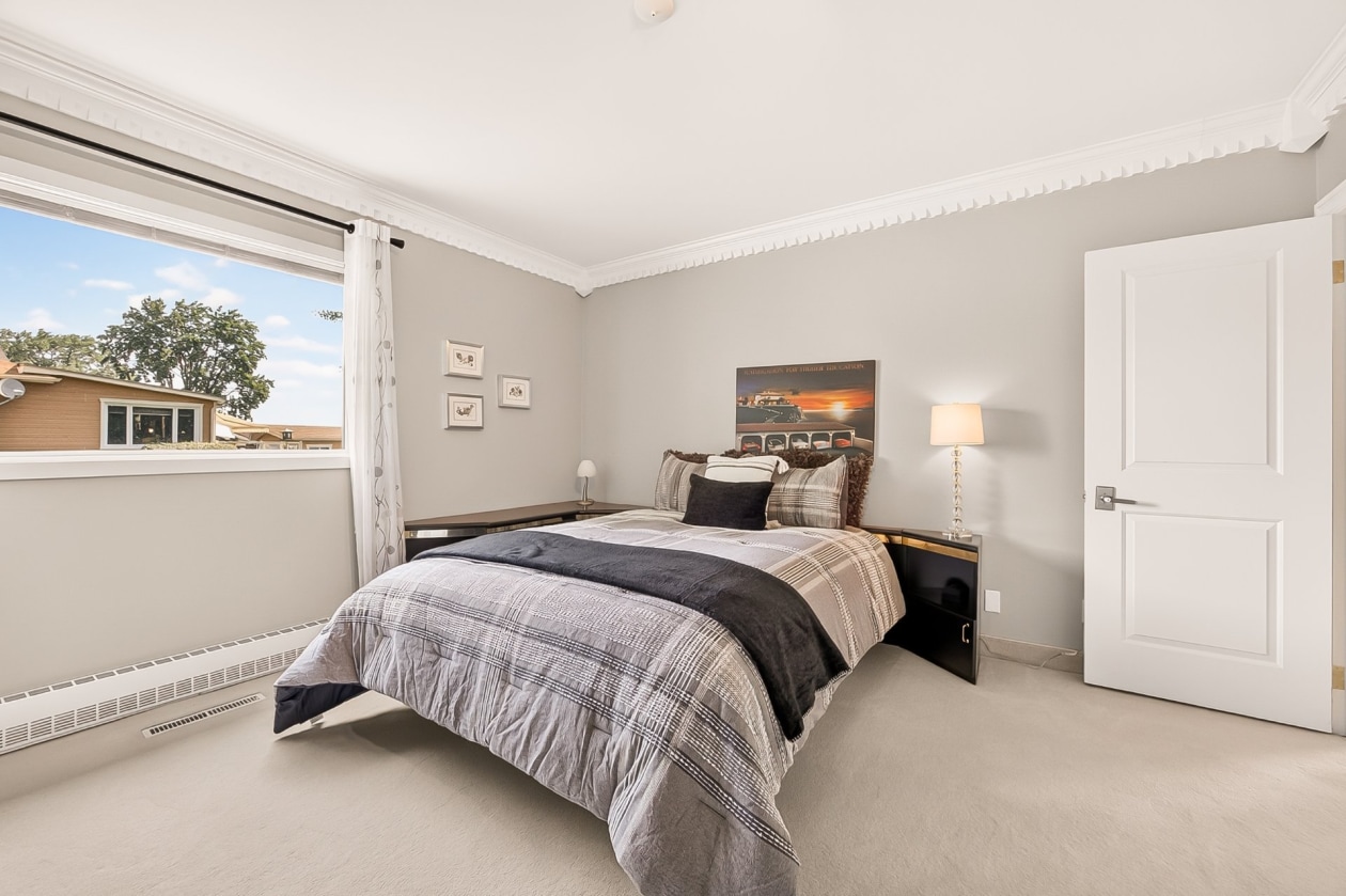 Chambre à coucher — 360 Grande Côte O., Lanoraie