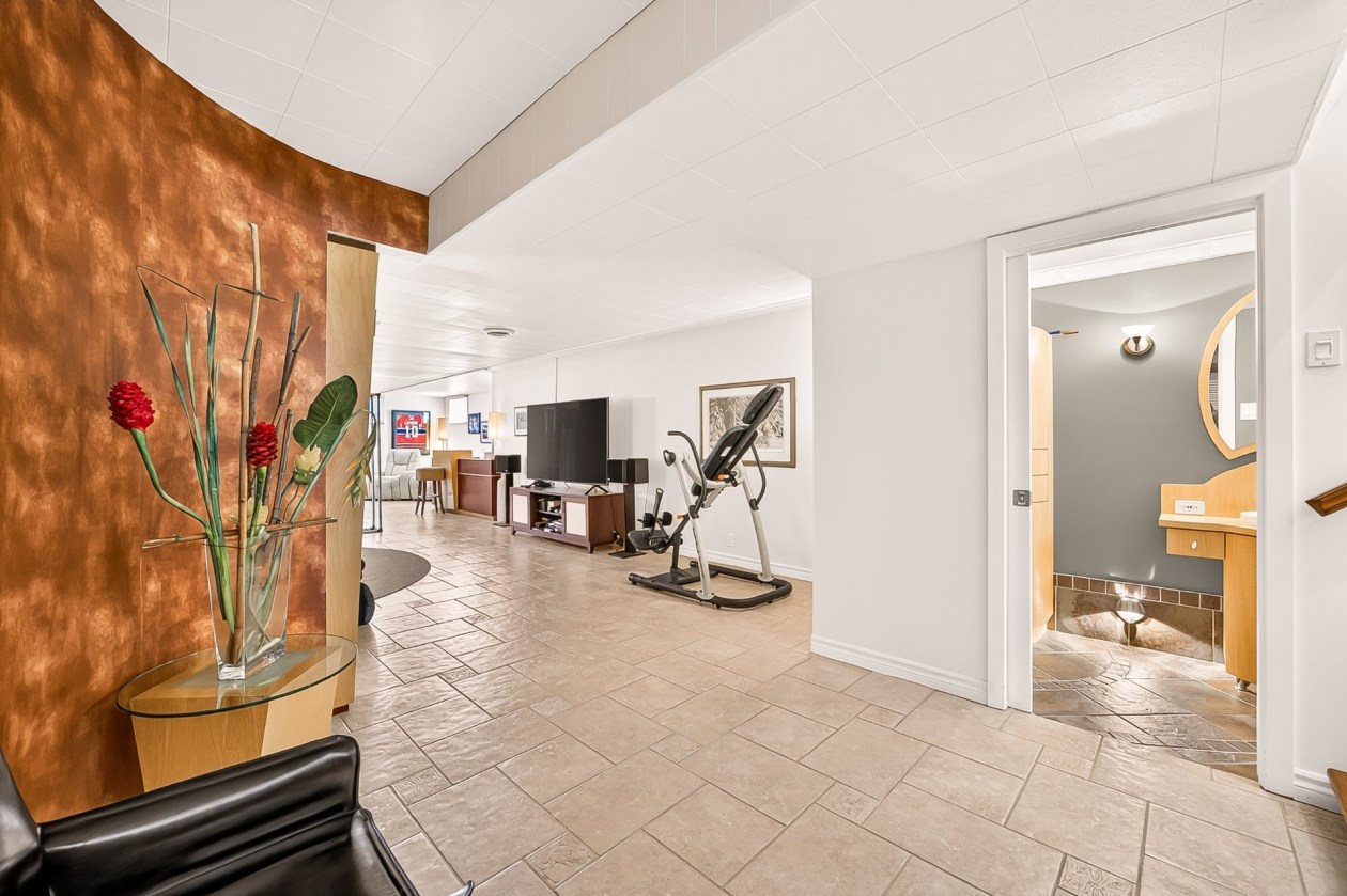 Salle familiale — 360 Grande Côte O., Lanoraie
