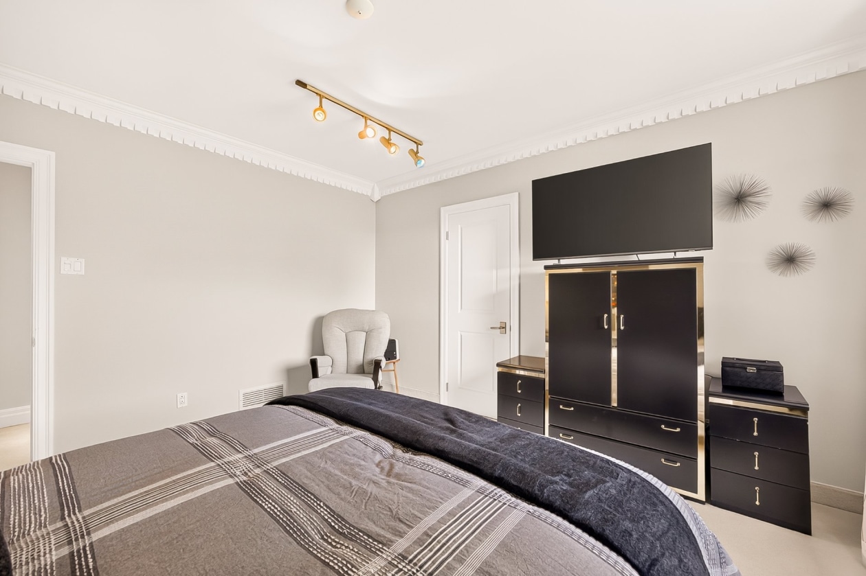 Chambre à coucher — 360 Grande Côte O., Lanoraie
